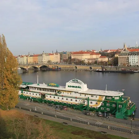 Andel Vltava' Spirit - Smichov 아파트