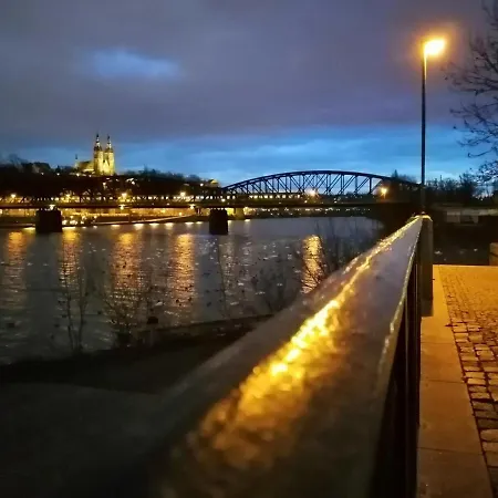 شقة Andel Vltava' Spirit - Smichov *